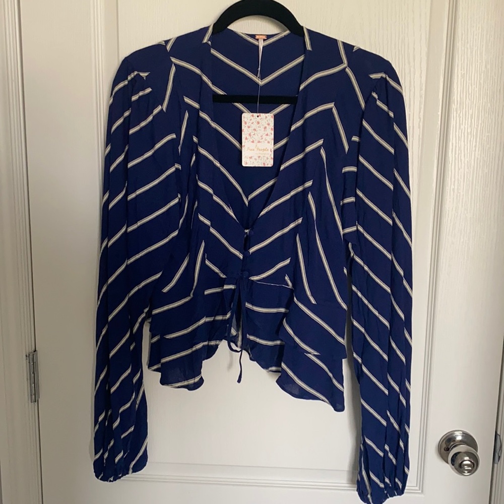 NWT Free People Blue White Long Slv V-Neck Sz M